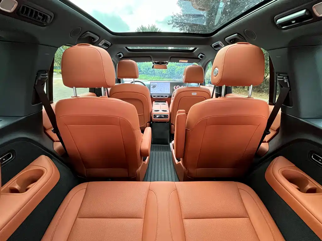 Li Auto Li L8 — миниатюра 18