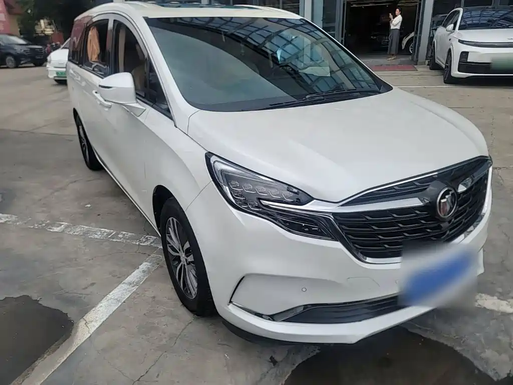 Buick GL8 — миниатюра 4