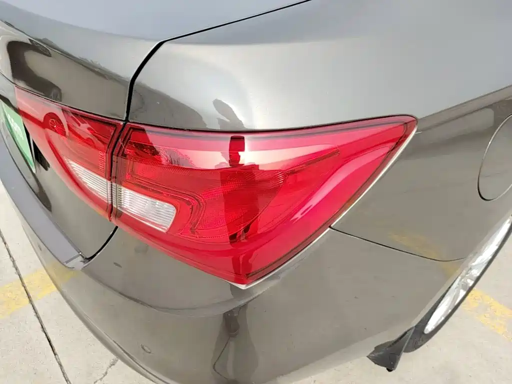 Buick Excelle — миниатюра 8