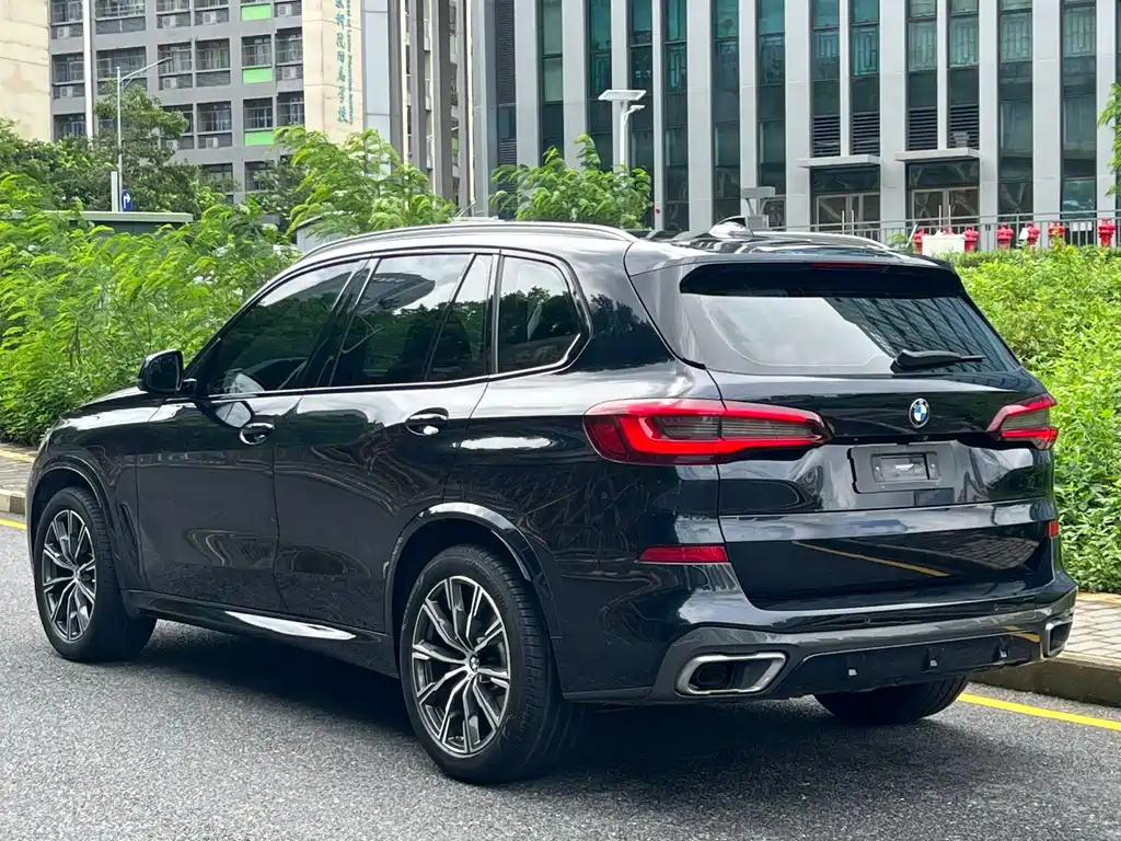 BMW X5 2020 xDrive40i M Sport