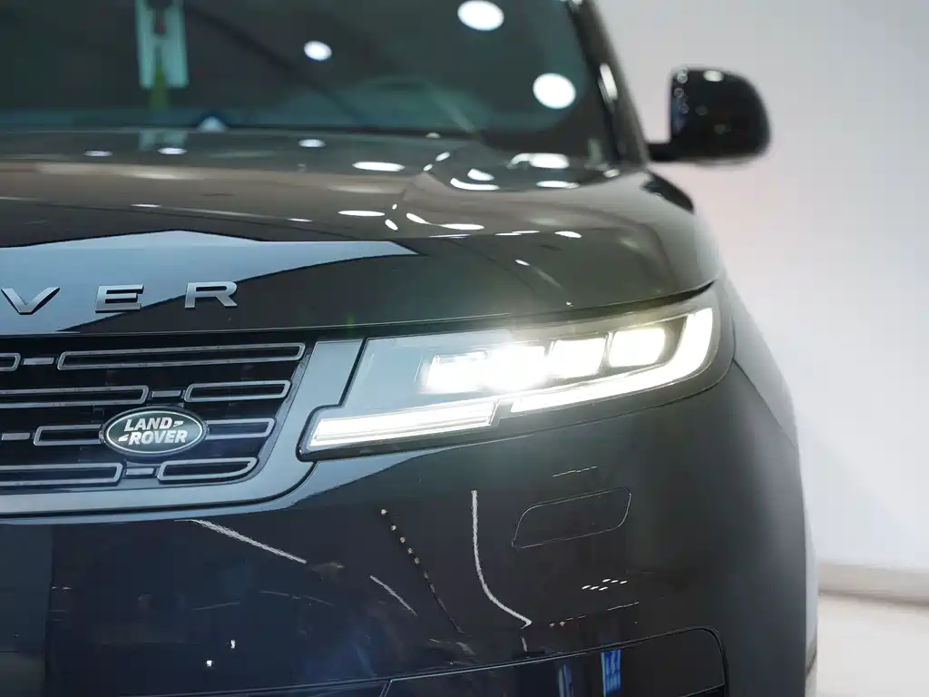 Land Rover Range Rover Sport 2024 400PS Dynamic SE