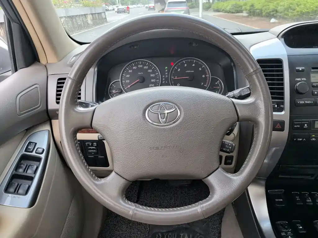 Toyota Prado (Import) — миниатюра 16