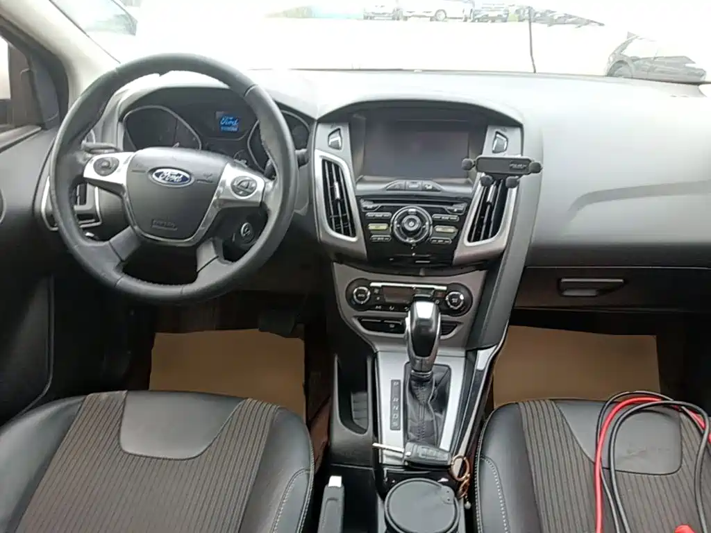 Ford Focus — миниатюра 10