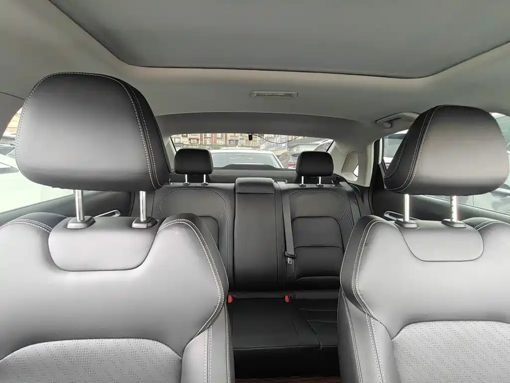 Geely Emgrand — миниатюра 14