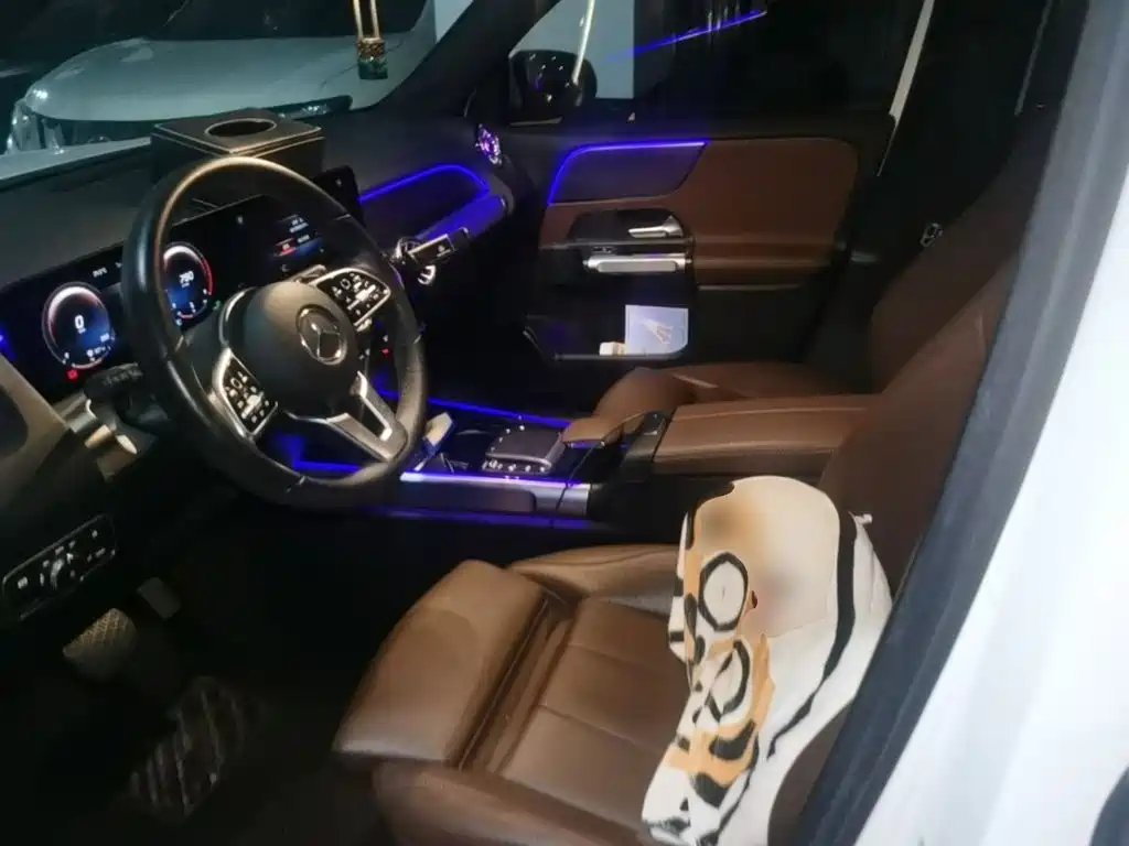 Mercedes-Benz GLB — миниатюра 20