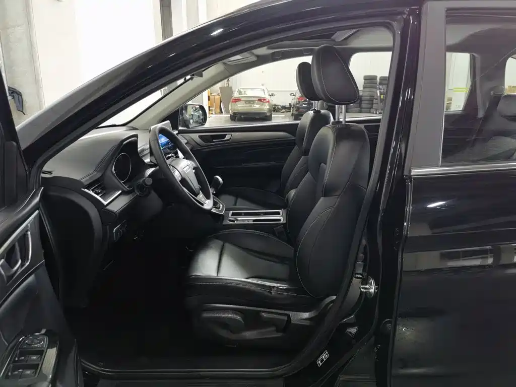Haval M6 — миниатюра 10