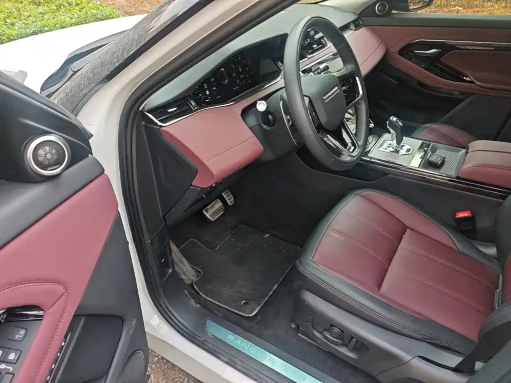 Land Rover Evoque — миниатюра 16