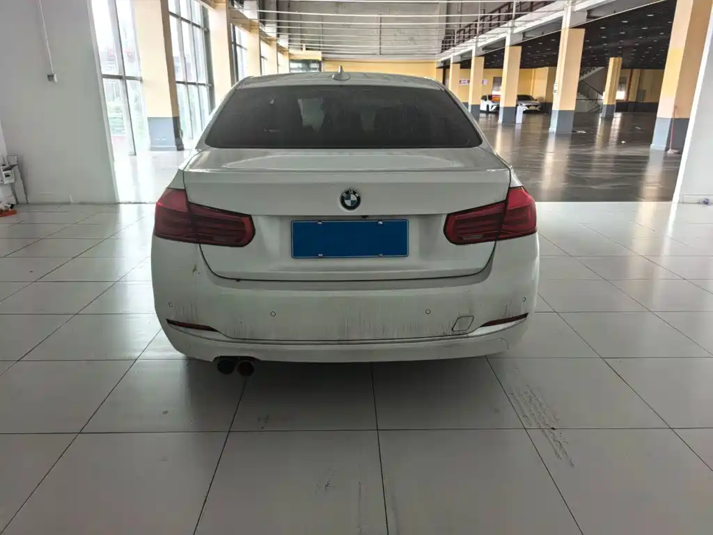 BMW 3 Series — миниатюра 9