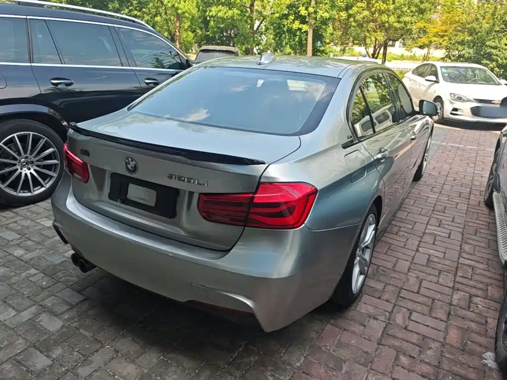 BMW 3 Series — миниатюра 7