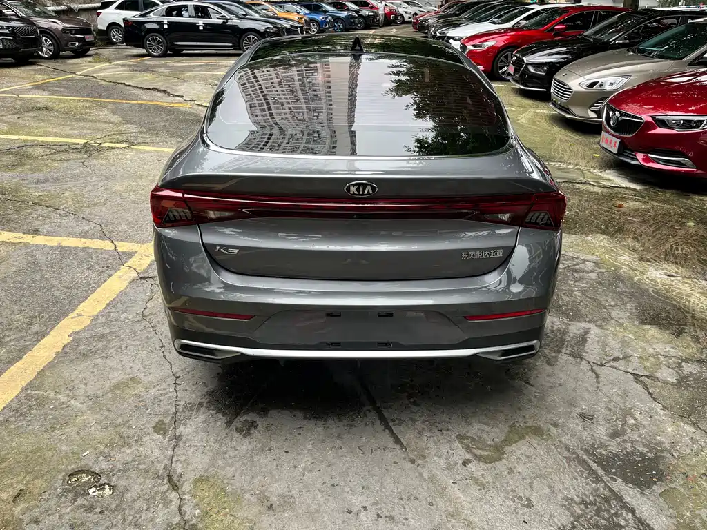 Kia K5 — миниатюра 5