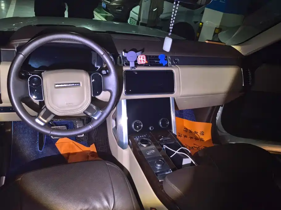 Land Rover Range Rover — миниатюра 12
