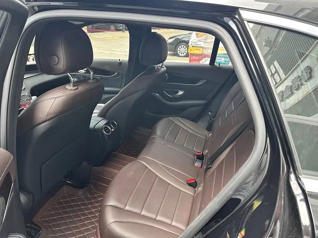 Mercedes-Benz GLC — миниатюра 7