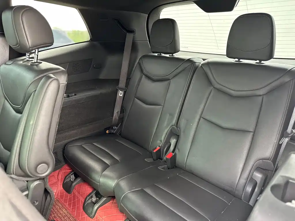Cadillac XT6 — миниатюра 10