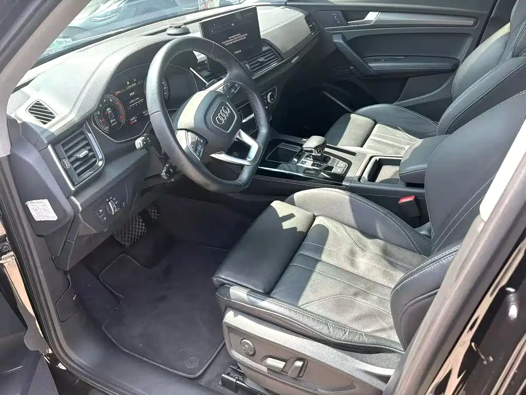 Audi Q5L 2022 40T RS
