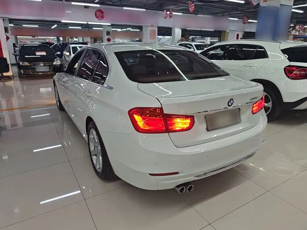 BMW 3 Series — миниатюра 5