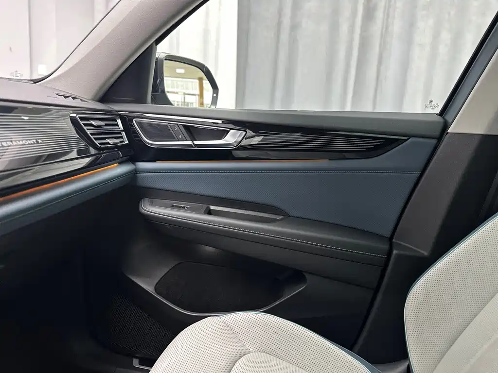 Volkswagen Teramont — миниатюра 28