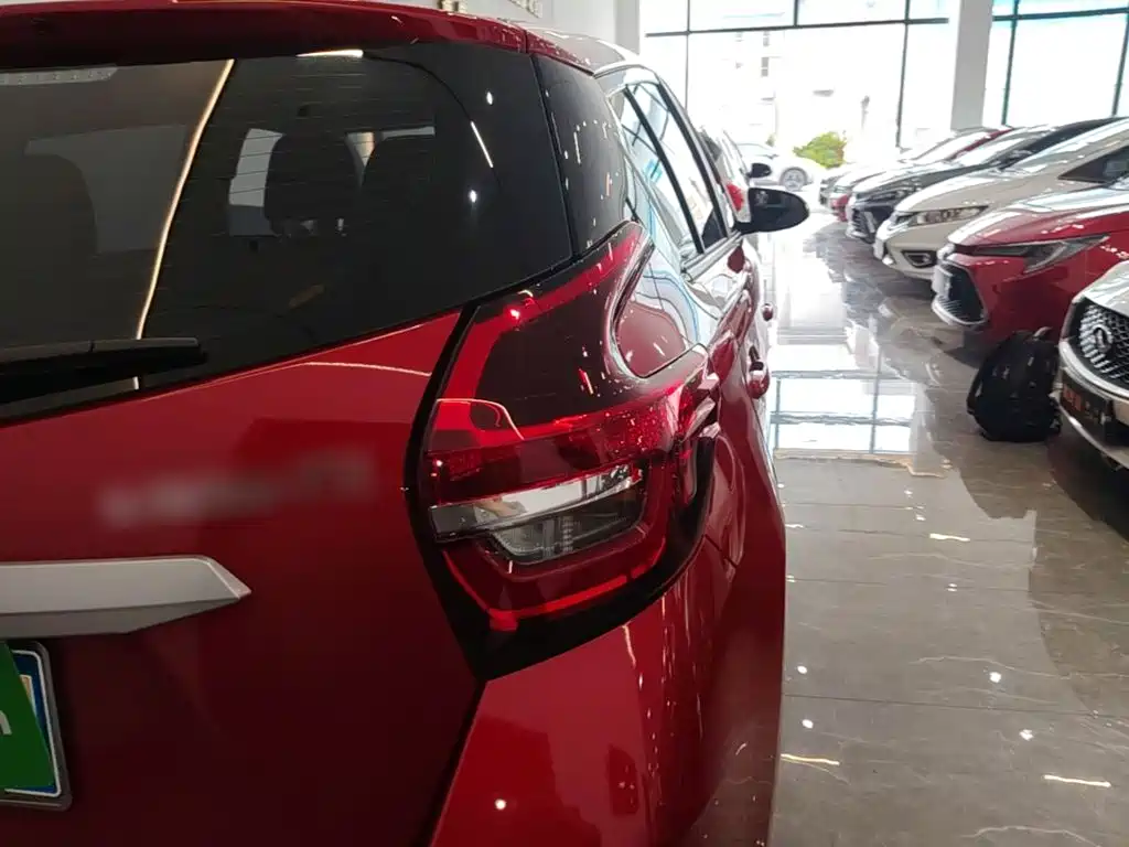 Toyota Vios FS — миниатюра 8