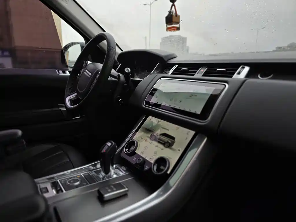 Land Rover Sport — миниатюра 11
