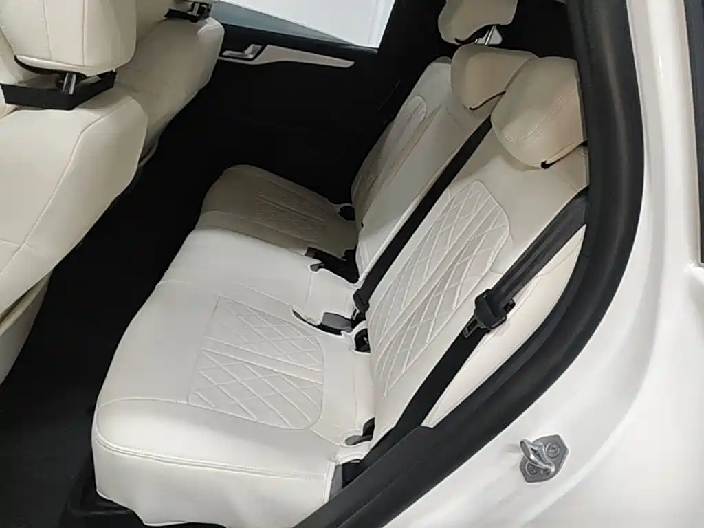 Ford Escape — миниатюра 17