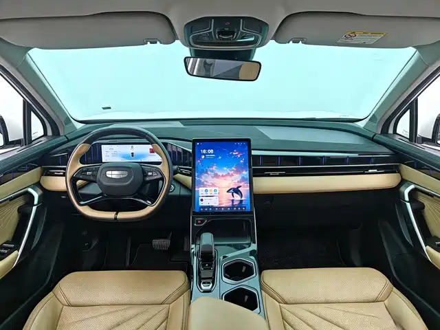 Geely Boyue L L 2023 1.5TD DCT Luxury