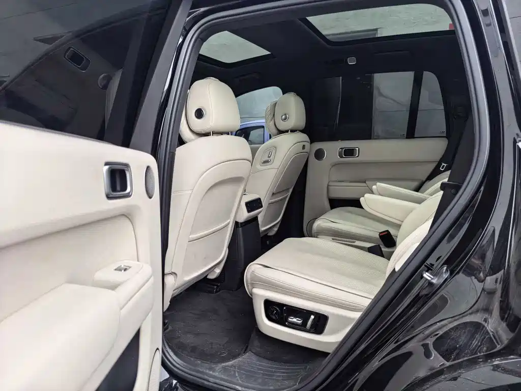 Li Auto Li L8 — миниатюра 7