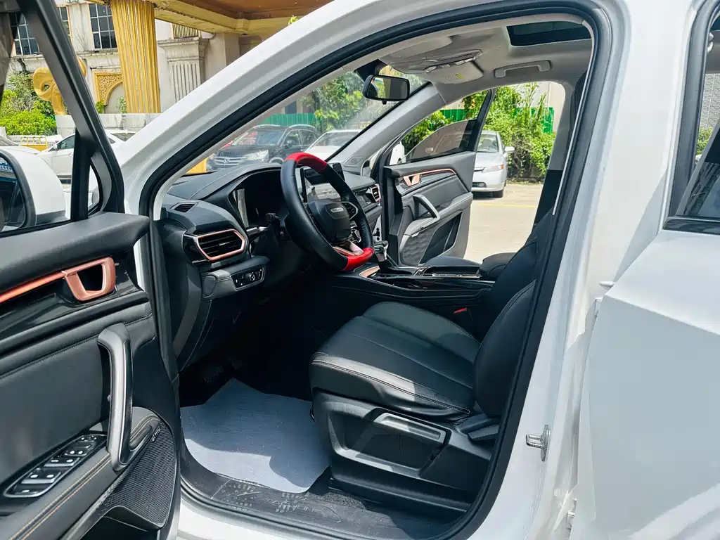 Baojun RS-5 — миниатюра 9