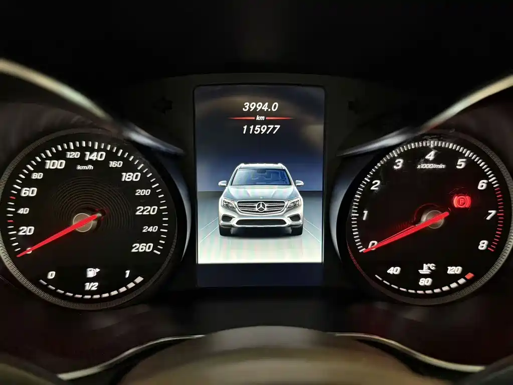 Mercedes-Benz GLC — миниатюра 14