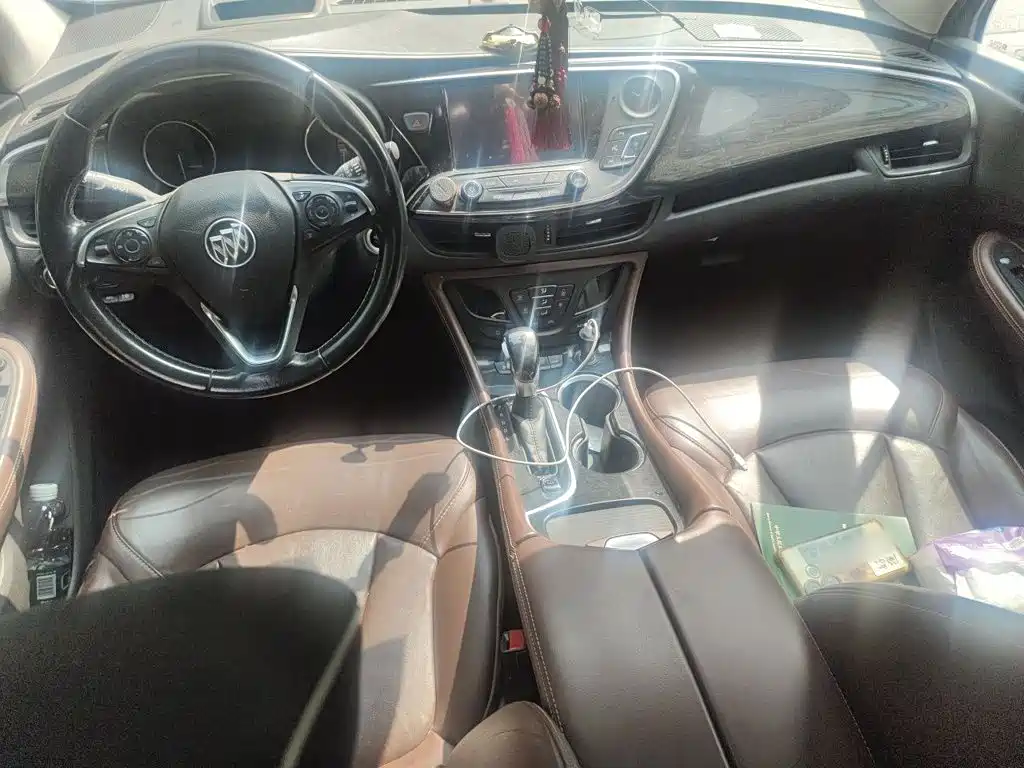 Buick Envision Plus — миниатюра 6