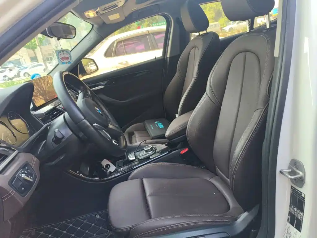 BMW X2 — миниатюра 11