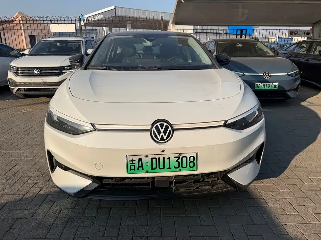 VOLKSWAGEN ID.7 VIZZION