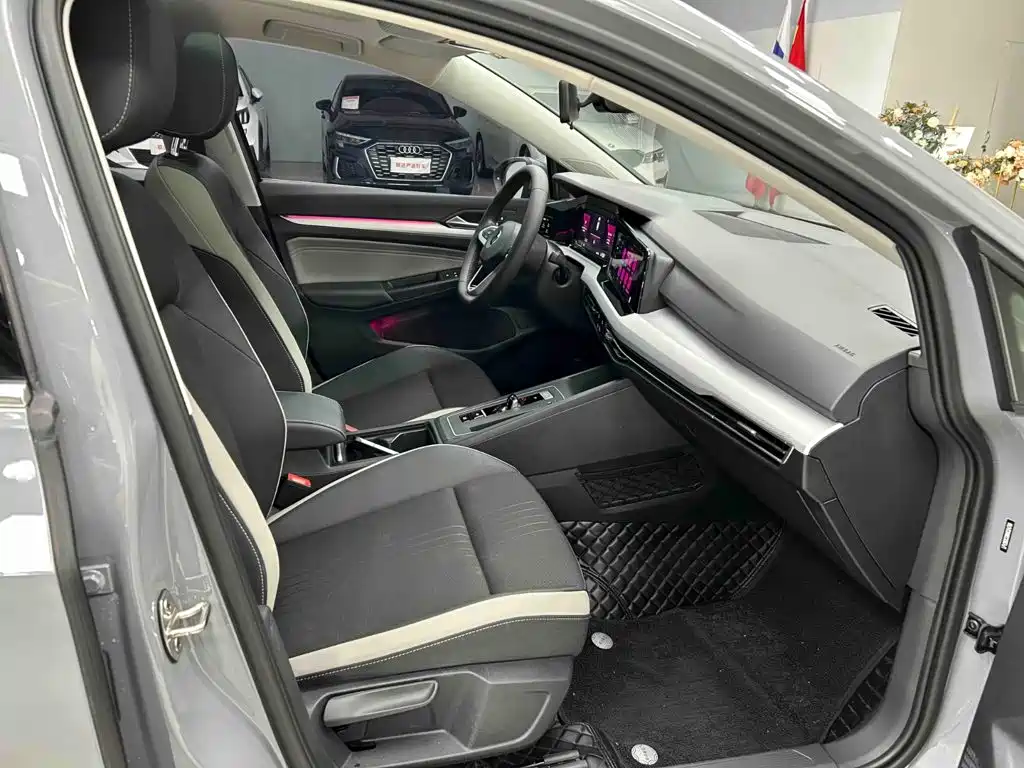 Volkswagen Golf — миниатюра 20