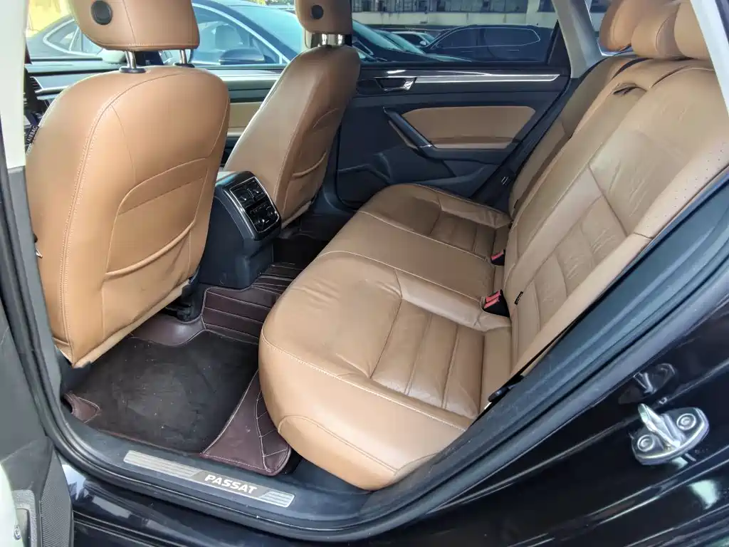 Volkswagen Passat 2016 330TSI DSG