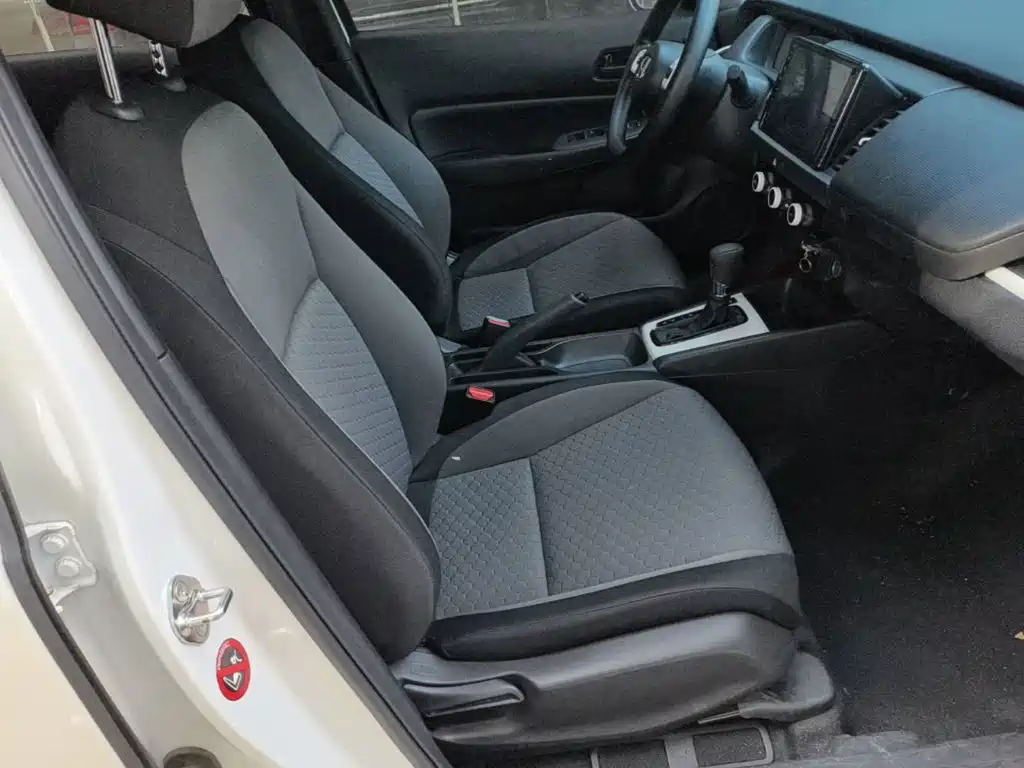 Honda Fit — миниатюра 25