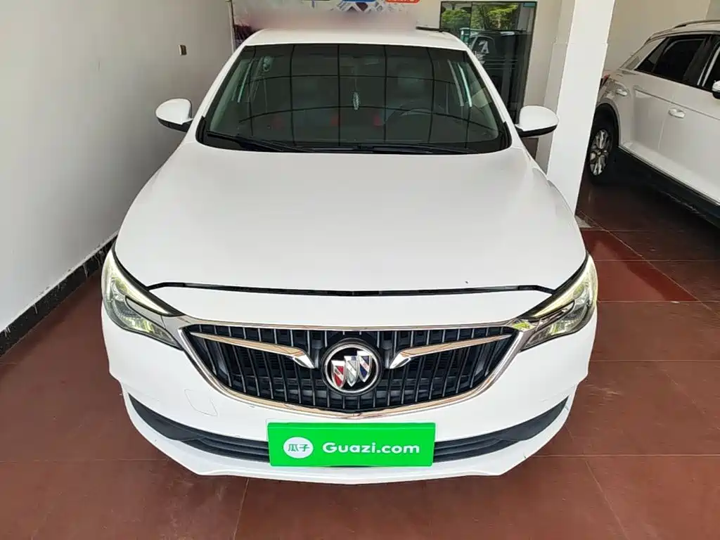 Buick Excelle — миниатюра 3
