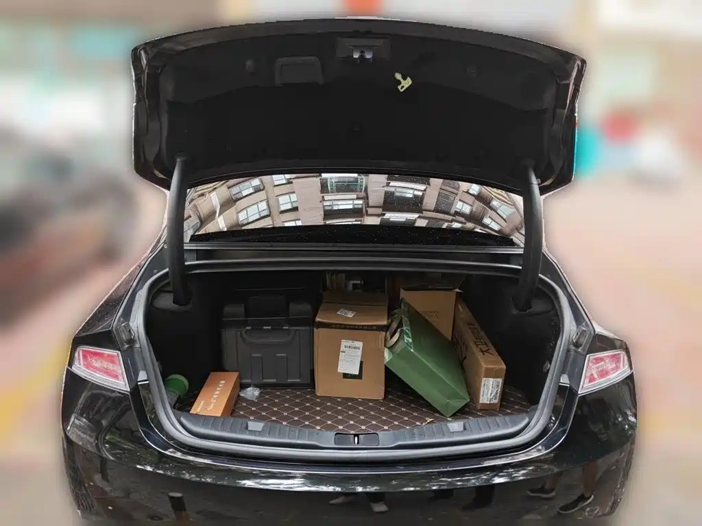 Lincoln MKZ — миниатюра 20