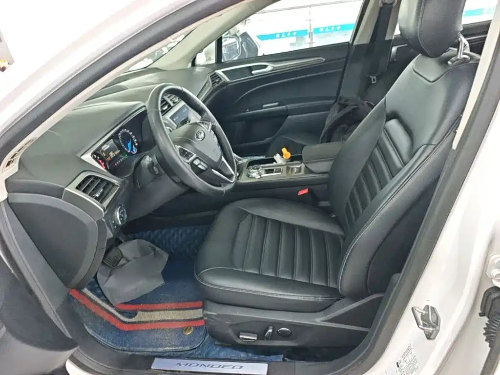 Ford Mondeo — миниатюра 15