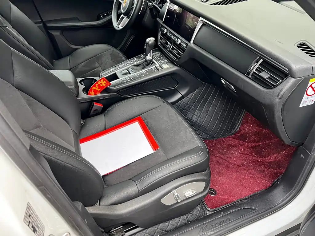 Porsche Macan — миниатюра 14