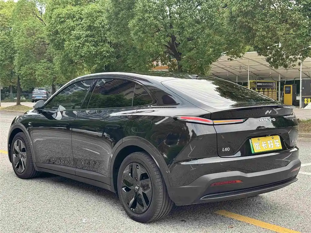 Onvo L60 2025 60kWh