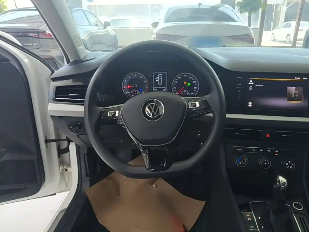 Volkswagen Lavida — миниатюра 11