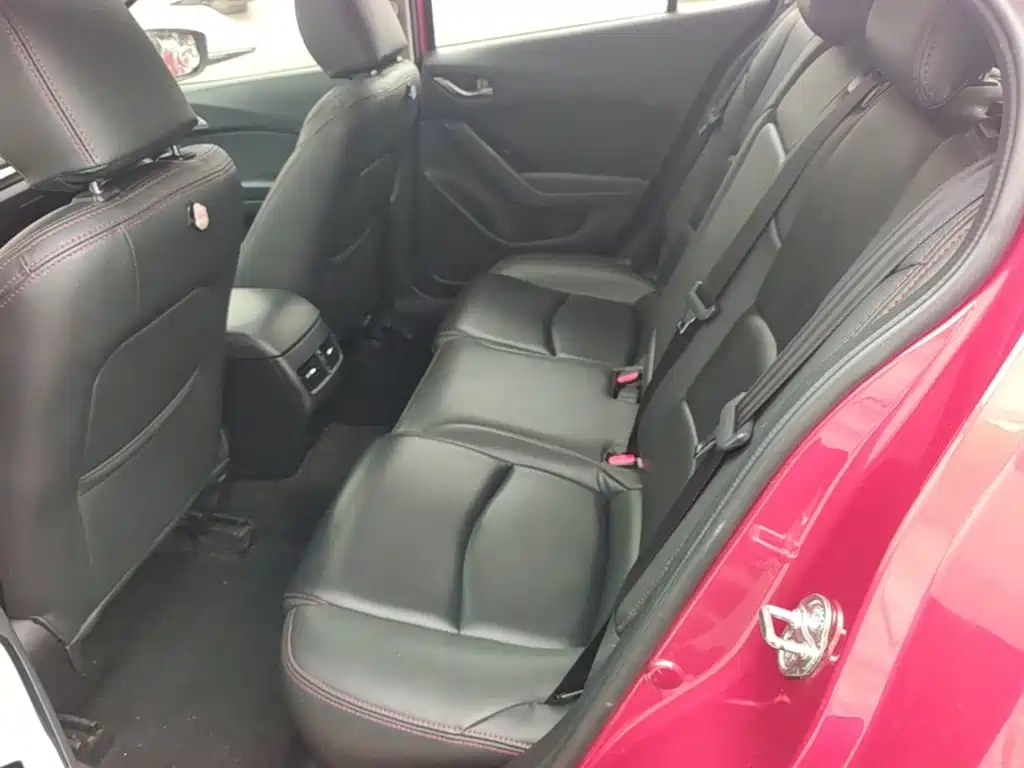 Mazda 3 Axela — миниатюра 17