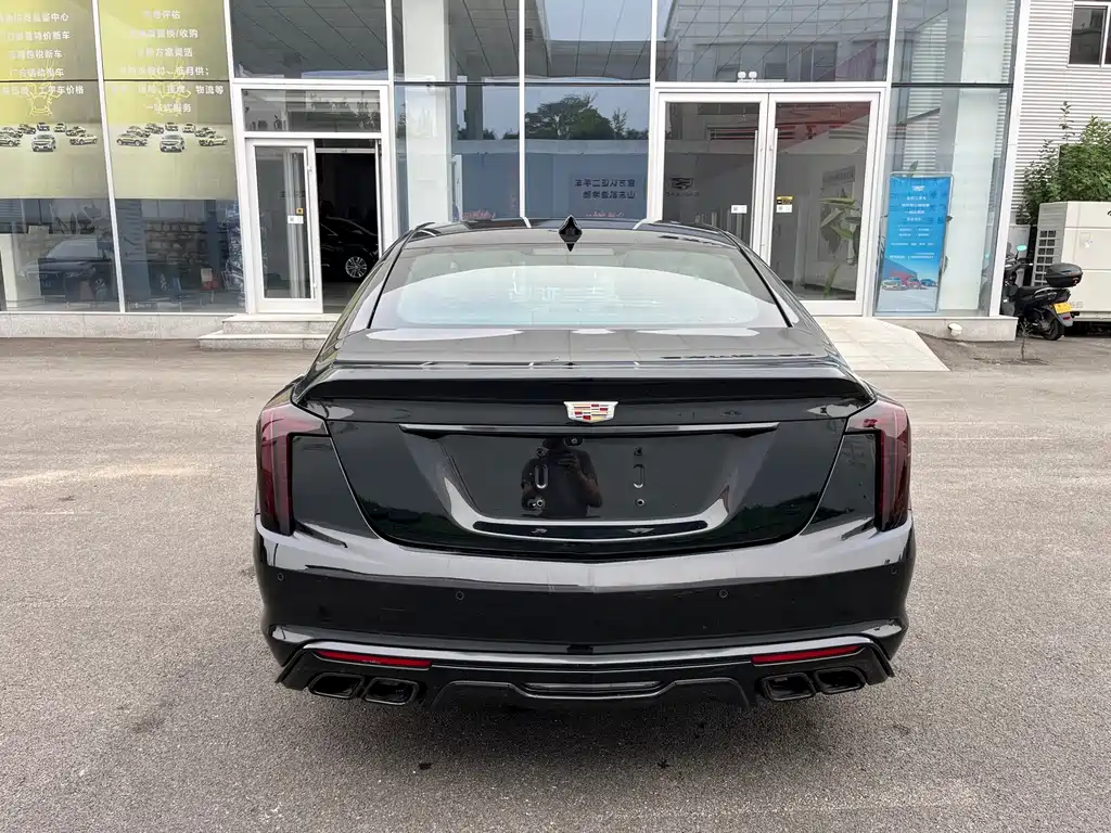 Cadillac CT5 — миниатюра 15