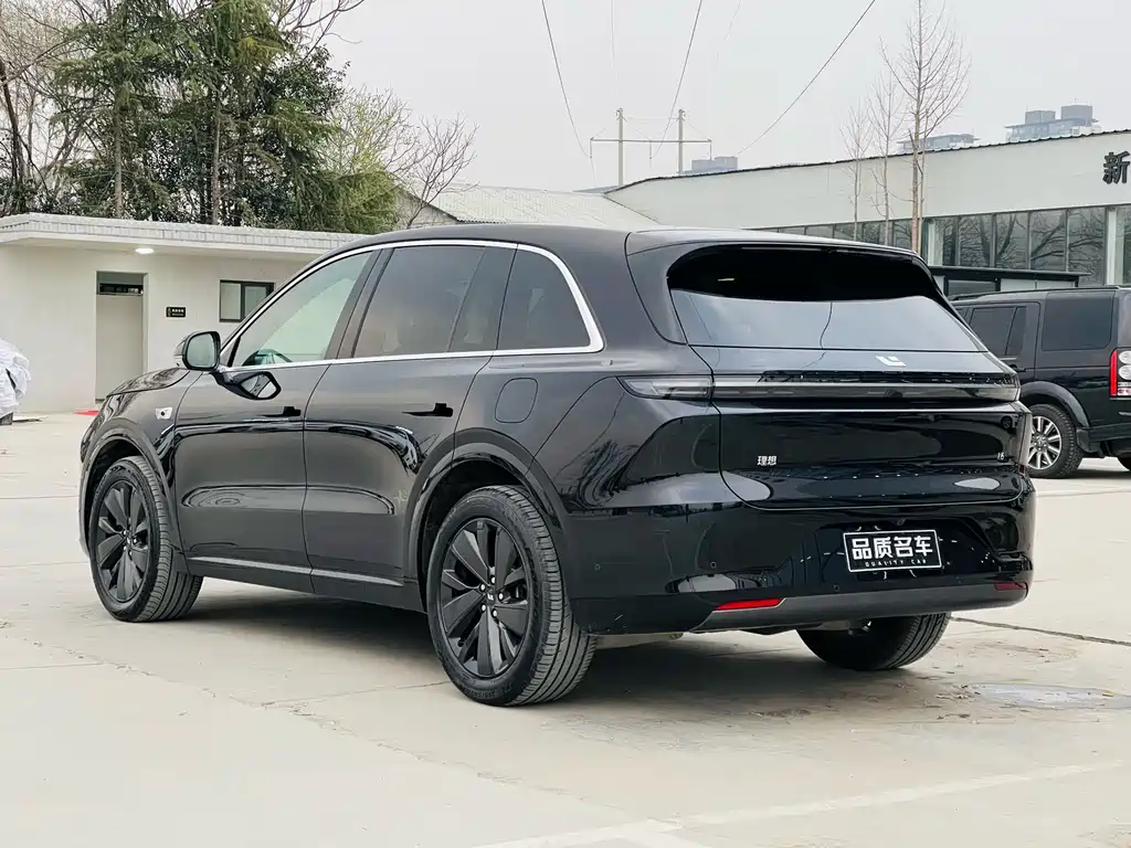 Li Auto IDEAL L6