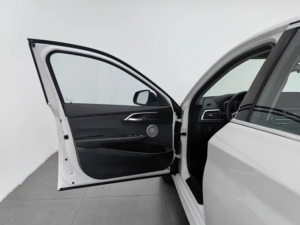 BMW 1 Series — миниатюра 8