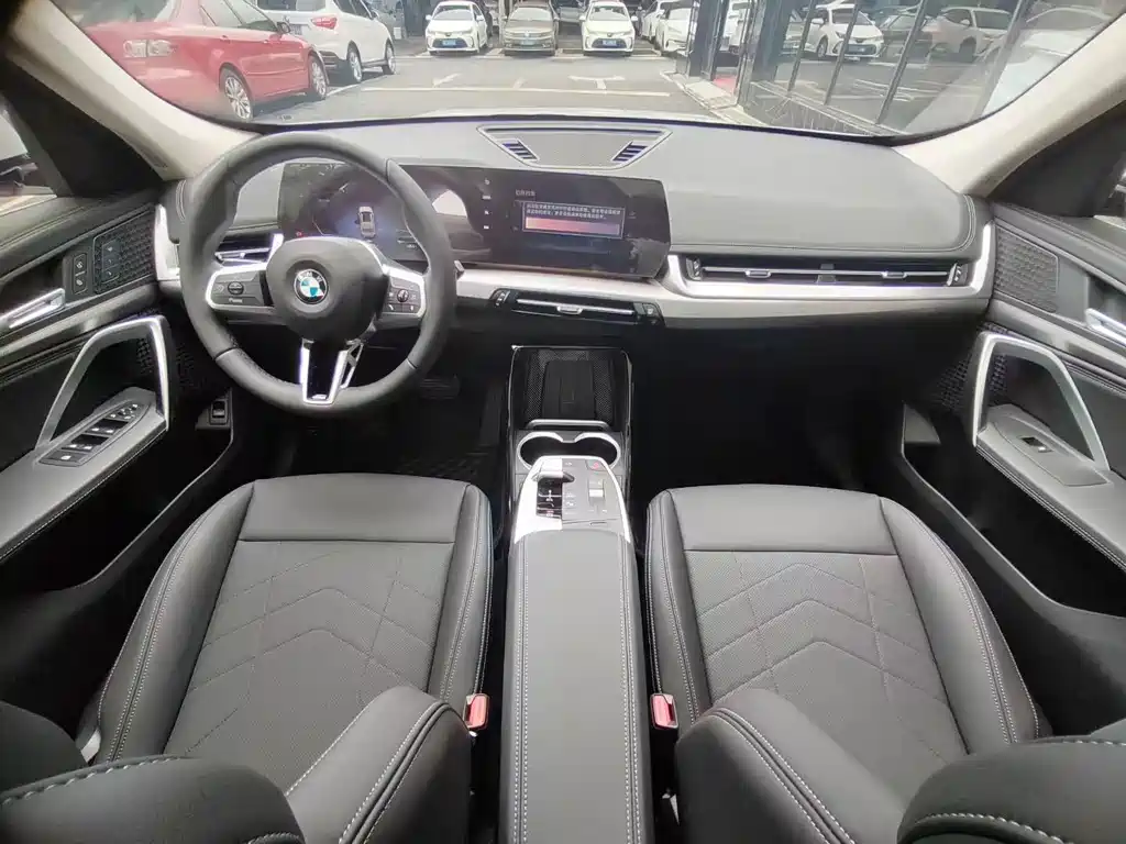 BMW X1 2024 sDrive25Li M Sport