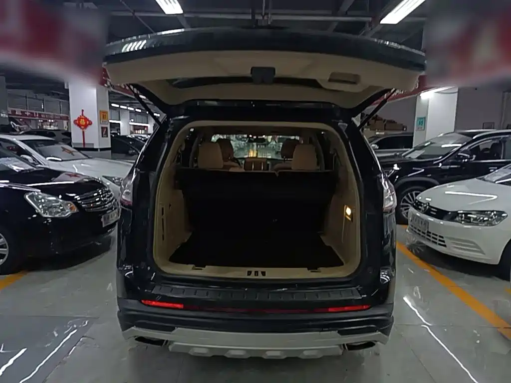 Ford Edge — миниатюра 19