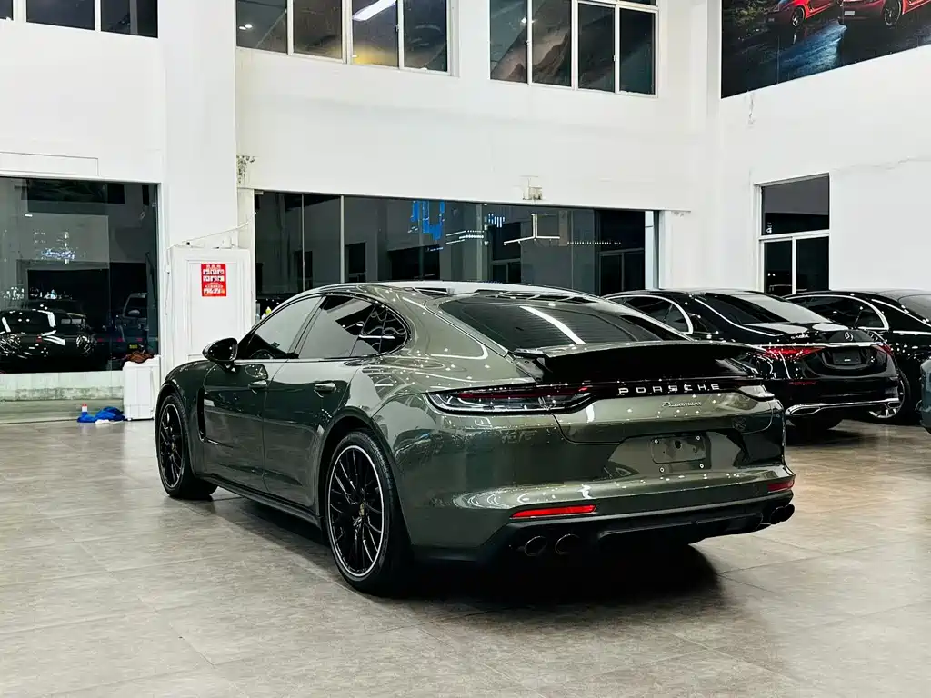 Porsche Panamera — миниатюра 4