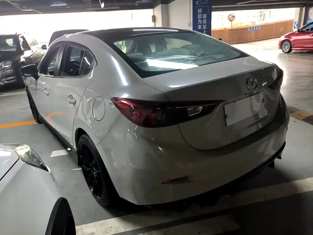 Mazda 3 Axela — миниатюра 5
