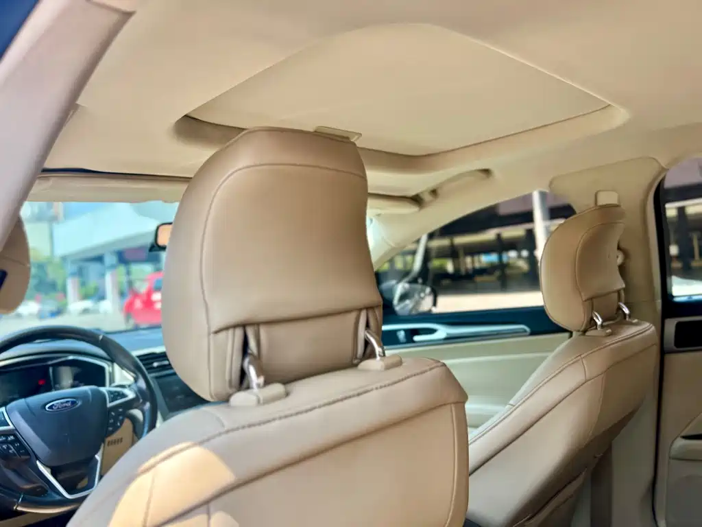 Ford Mondeo — миниатюра 16