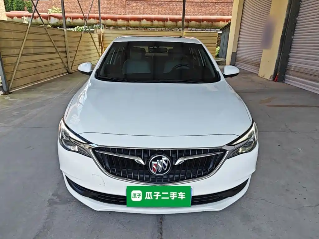 Buick Excelle — миниатюра 3