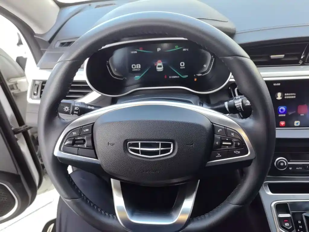 Geely Emgrand — миниатюра 11